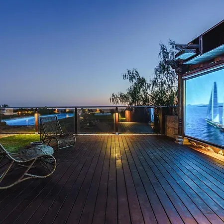 Villa Playa De Fanabe Sleeps 12 With Pool Air Con And Wifi *
