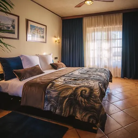 Playa De Fanabe Sleeps 12 With Pool Air Con And Wifi Villa *