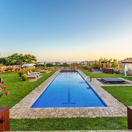 Playa De Fanabe Sleeps 12 With Pool Air Con And Wifi Villa Costa Adeje (Tenerife)